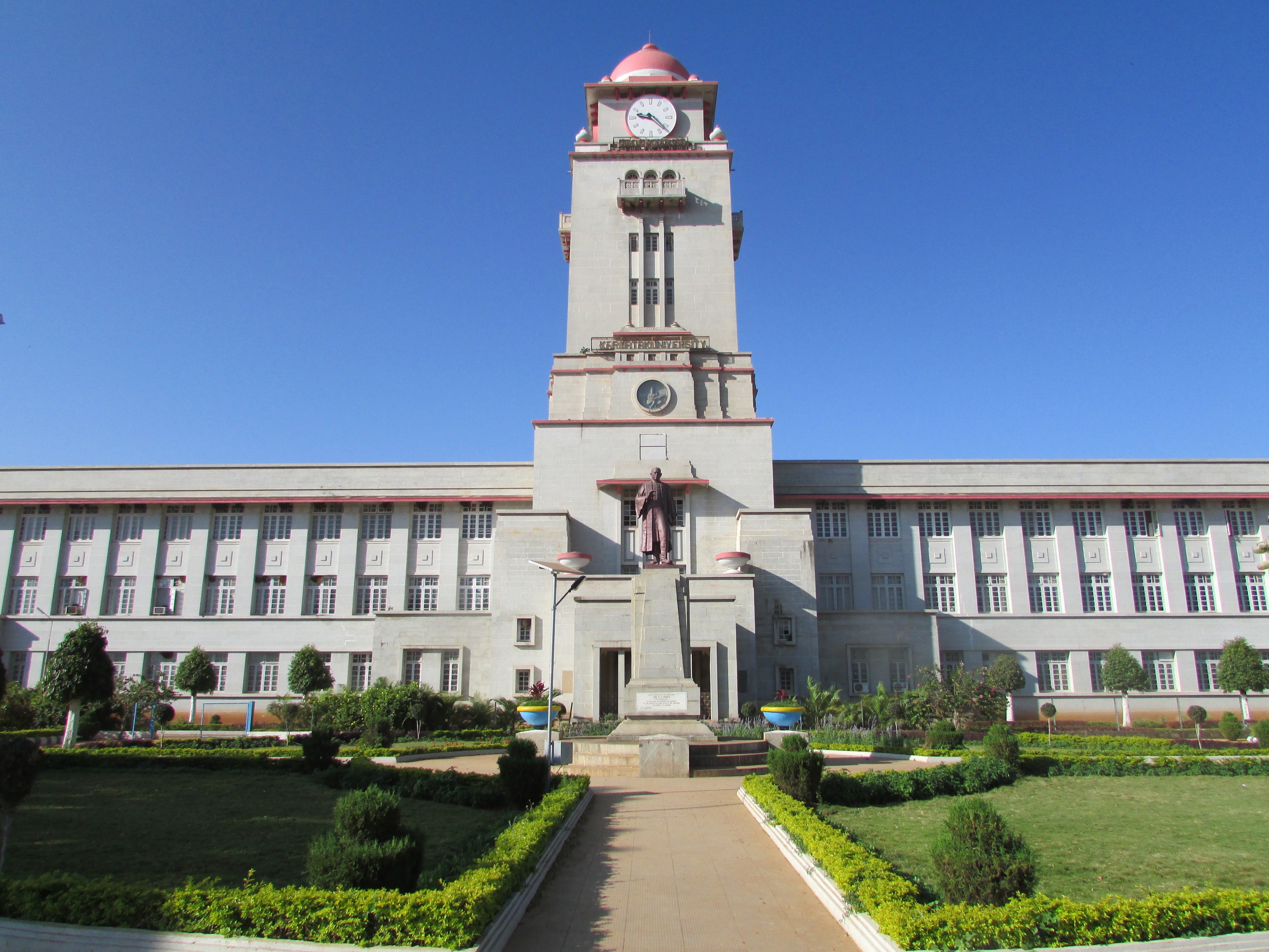 Dharwad: Karnatak Univ